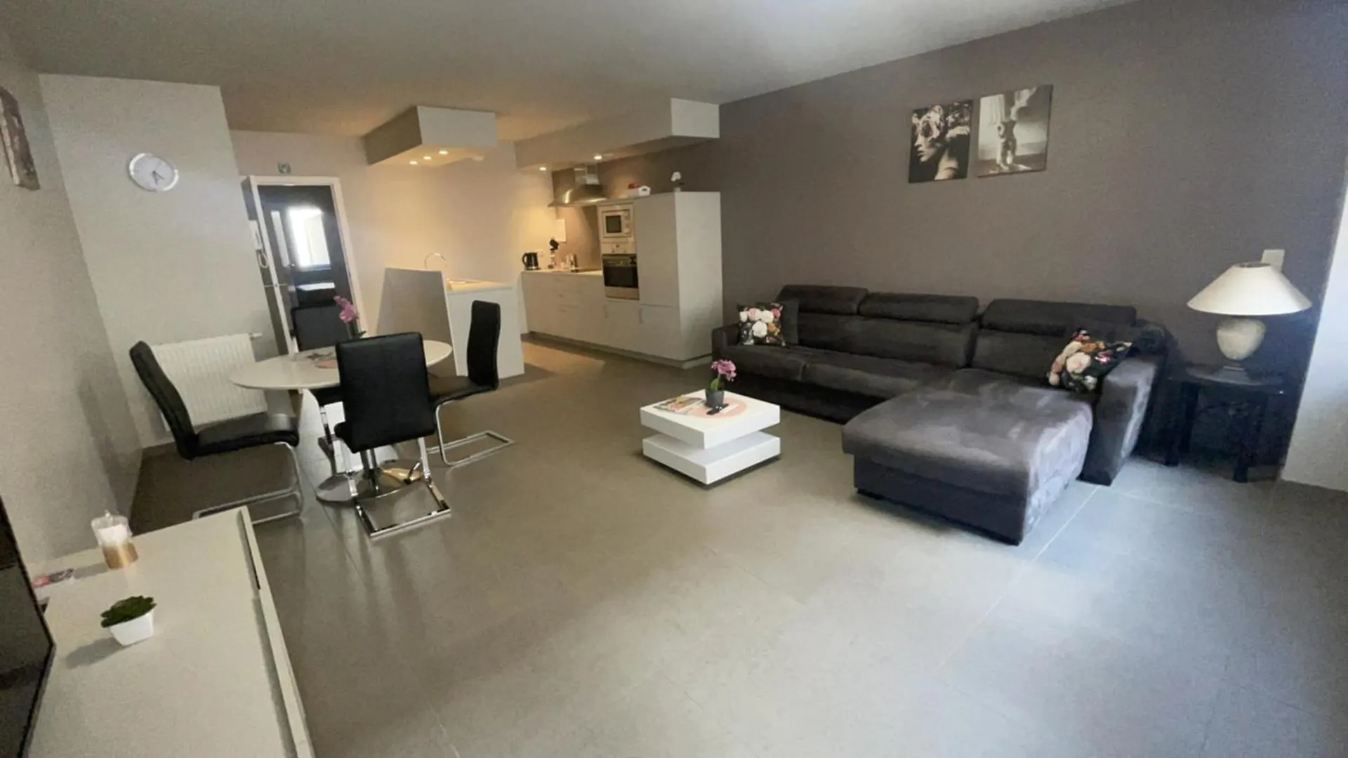 אוסטנדה Moderne Appartement Aan Zee דירה